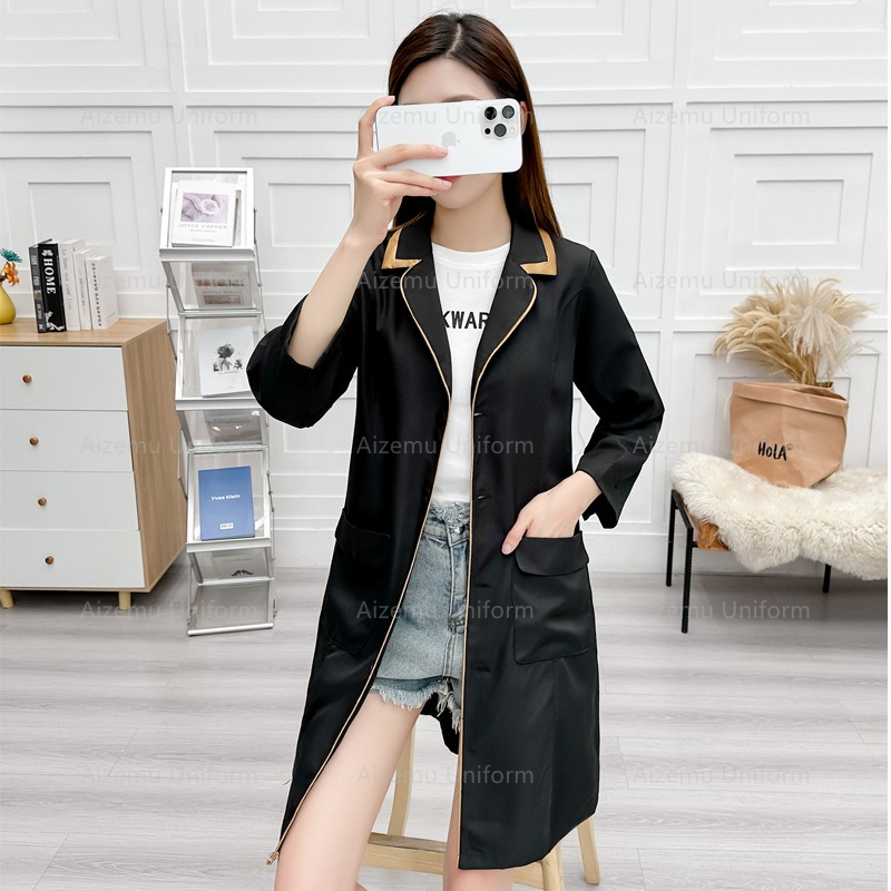 Schwarze Schönheitsuniform mit – Medical Lab Coats Bewertung und Preis